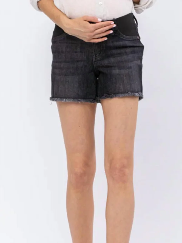 Cut Off Maternity Shorts In Black