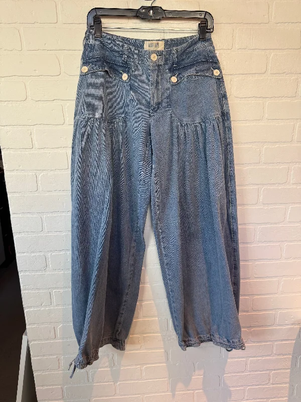 Jeans Wide Leg By Clothes Mentor In Blue Denim, Size: 8