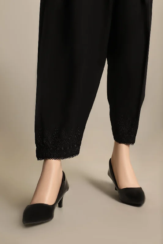 Embroidered Cross Hatch Pant